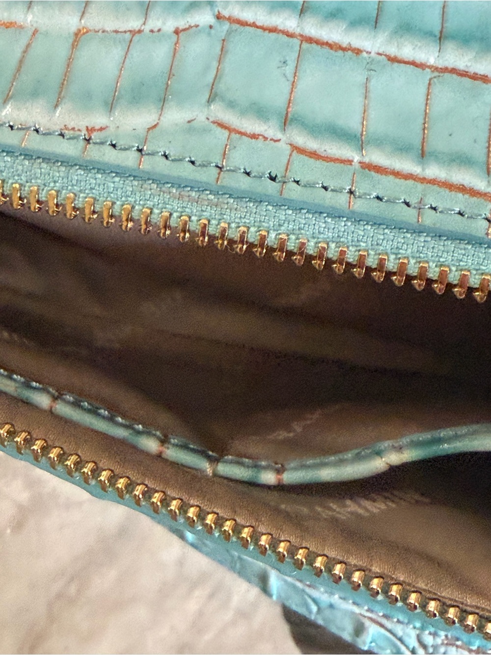 Brahmin Danica Waterfall Melbourne Croc-Embossed Crossbody - Picture 11 of 14